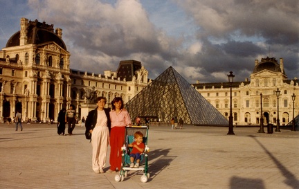 26 louvre 02