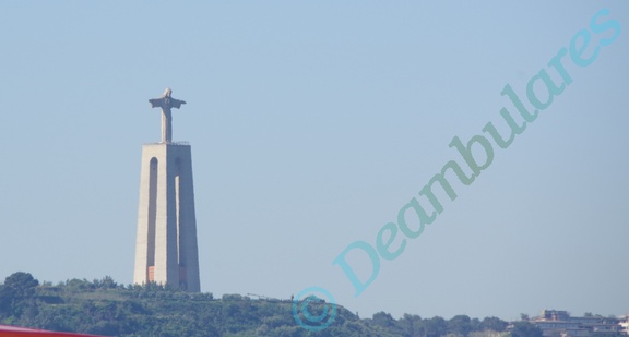 Cristo Rey de Almada sobre el Tajo