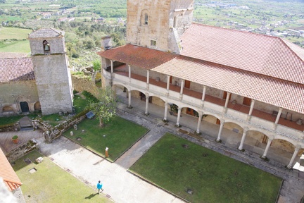 patio de armass del castillo de Monterrey